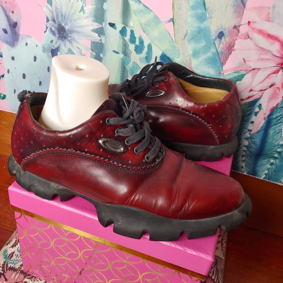 $440 Oakley | Burgundy Oxford Maroon Italian Made Leather Red Golf Shoes 8.5 main image 6
